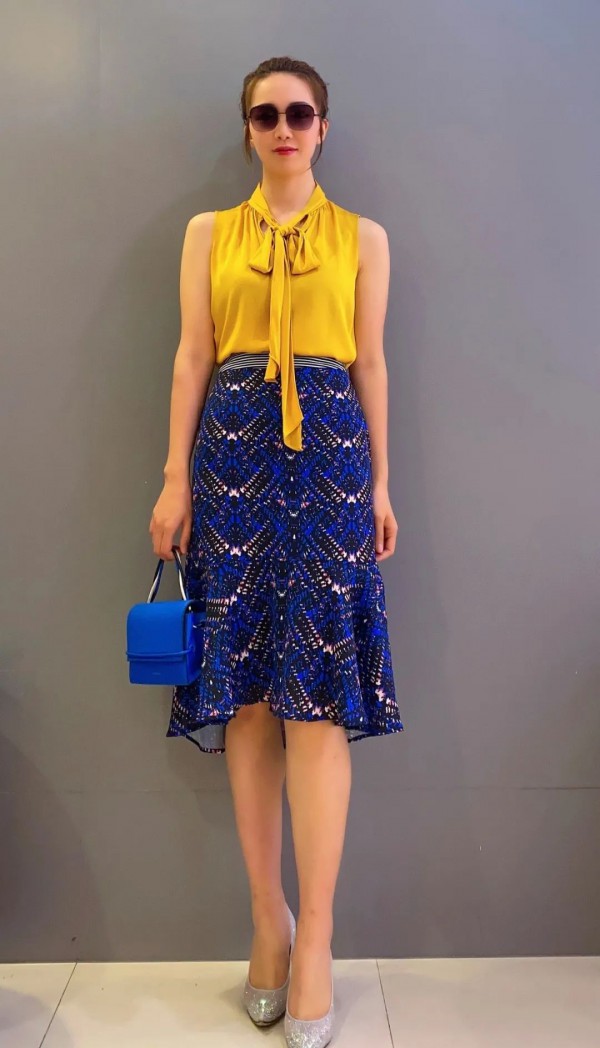 会颜色搭配的女孩 不需要流行单品