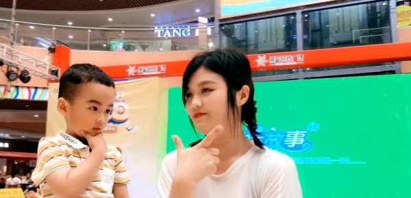 卡贝鱼携手清远婴语故事童装走秀活动取得圆满成功!