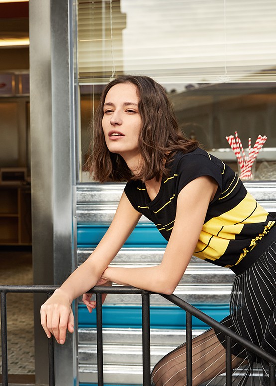 加盟YANG女装打造具备人文气质的服饰连锁品牌