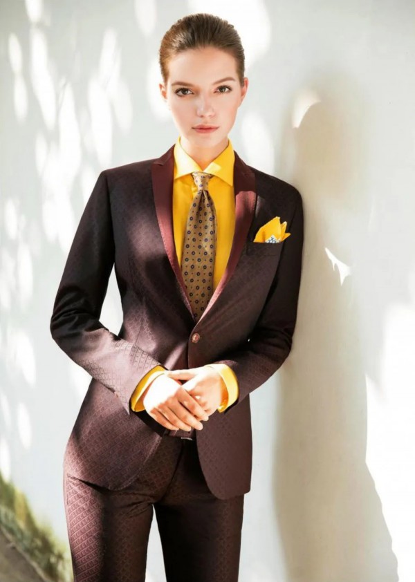 女士西服定制 穿讲究的西服 做精致的女人