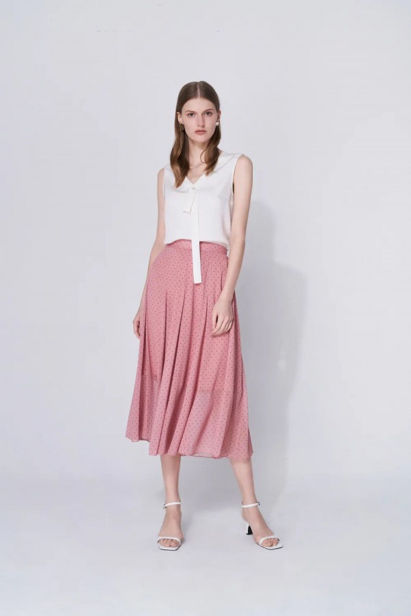 CONATUS珂尼蒂思女装 盛夏的职场优雅