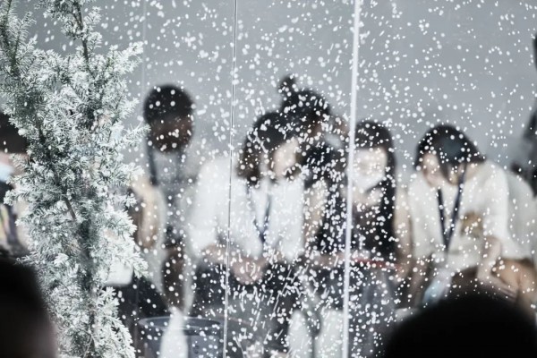 超现实异想| LESIES 2020冬新品发布会圆满落幕