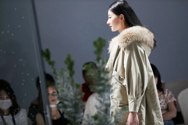 超现实异想| LESIES 2020冬新品发布会圆满落幕