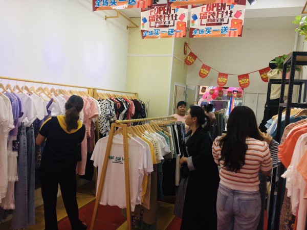 热烈祝贺!金蝶茜妮新店6月12日盛大开业!