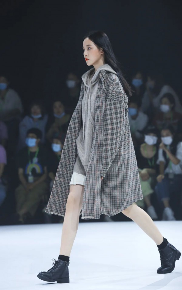 飞鸟和新酒2020冬新品发布会“冬·MI”