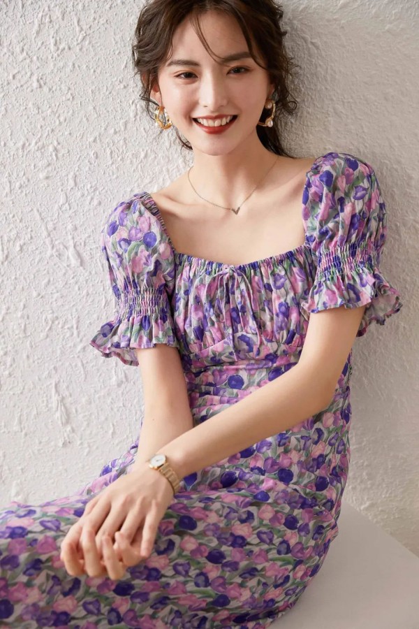 今夏最in的绝美“碎花裙” 时髦百搭还很显瘦