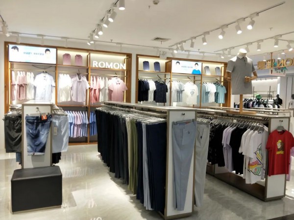 罗蒙新零售安徽滁州琅琊区白云商厦店盛大开业