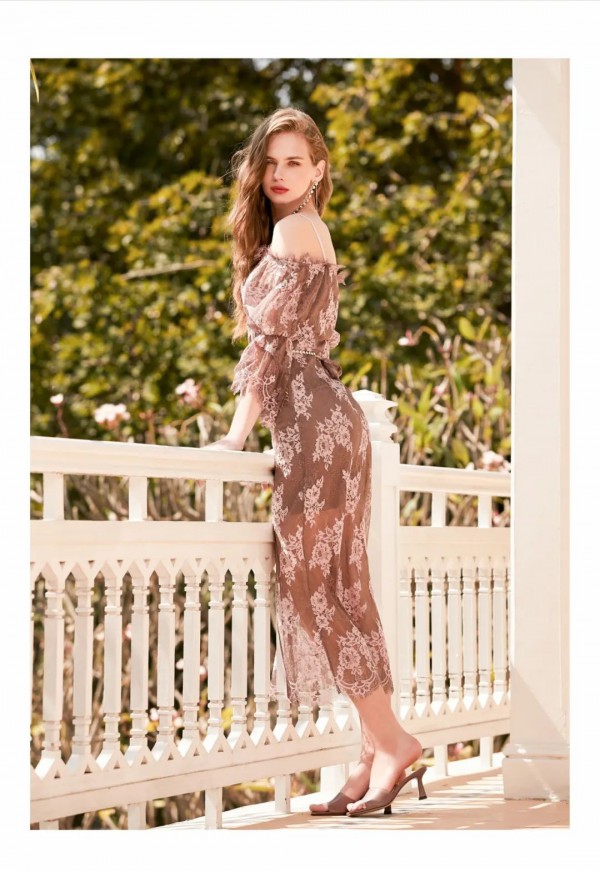 平肩和溜肩哪种好区别在哪 宽肩,窄肩可以穿露肩装吗