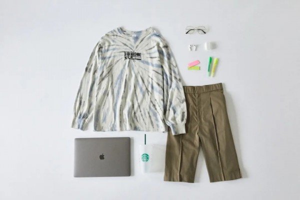 激活办公效率的穿搭灵感 MOUSSY女装新品