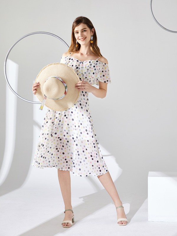 优雅俏皮连衣裙选择城市衣柜