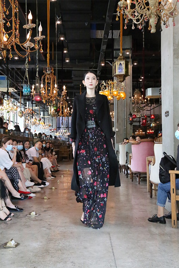卡索女装2020秋冬新品发布会火热进行中