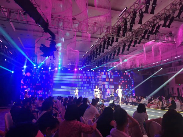 凝心聚力·再出发 奥丽侬2021春夏新品发布会荣耀绽放