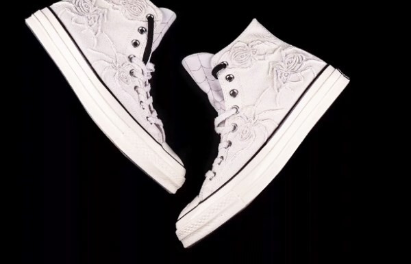 滔搏运动鞋服行业方兴未艾 零售商龙头前景可期