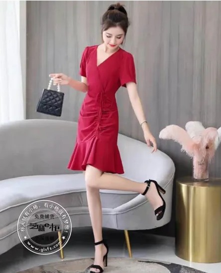 今年端午度假穿搭 芝麻e柜让你美得与“粽”不同