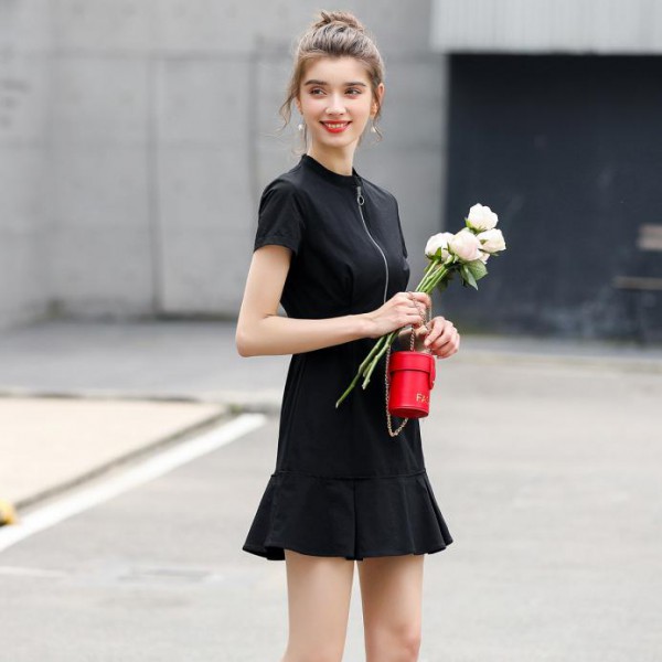 戈蔓婷女装加盟品牌 坚信诚信才是立足之本