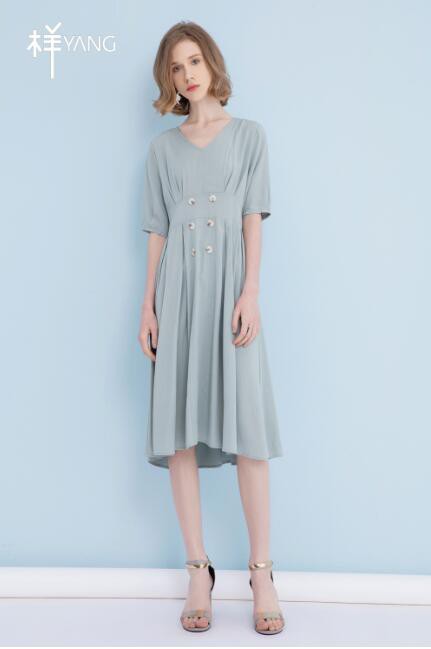 YANG样女装｜色彩连衣裙,带你畅享斑斓夏日