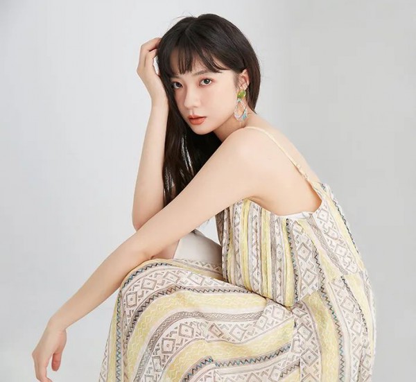 金苑服饰夏季新款 轻虚假时光