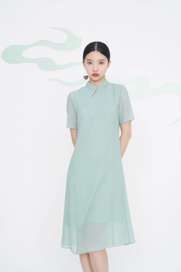 送孩子参加高考家长穿什么好 金榜题名的锦鲤着装来啦