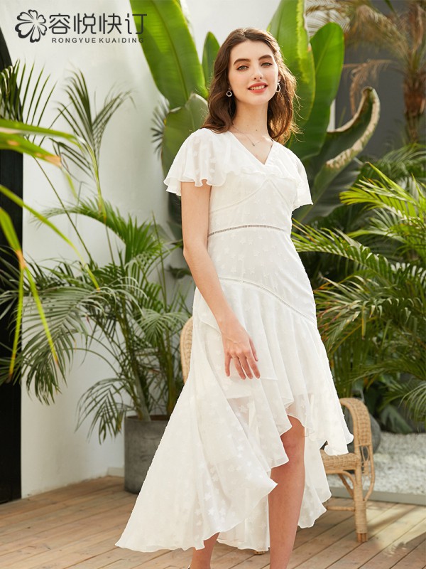 什么连衣裙适合夏天穿?这件仙女裙你一定要拥有