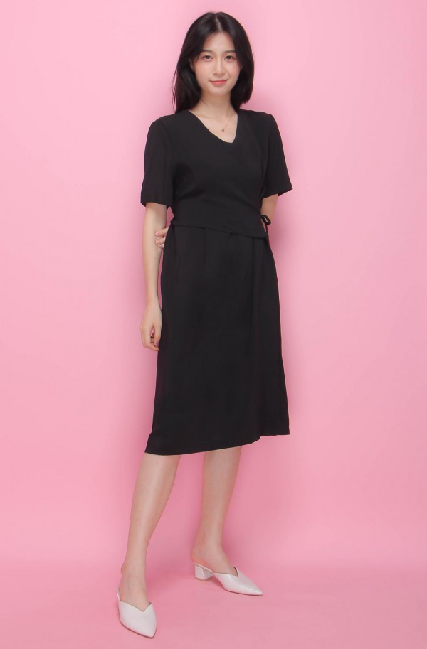 结合现代女性审美需求 加盟37°生活美学女装随心选搭!