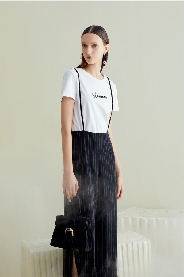 T恤搭配什么衣服好看 三彩教你T恤的百种穿法