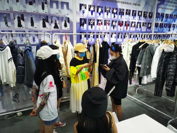 引领原创设计——金晖实力斩获时尚深圳展8项大奖