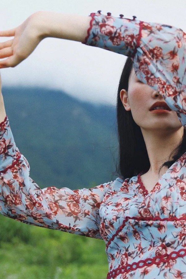 CARMEN 2020初秋大片 与自然发生一点故事