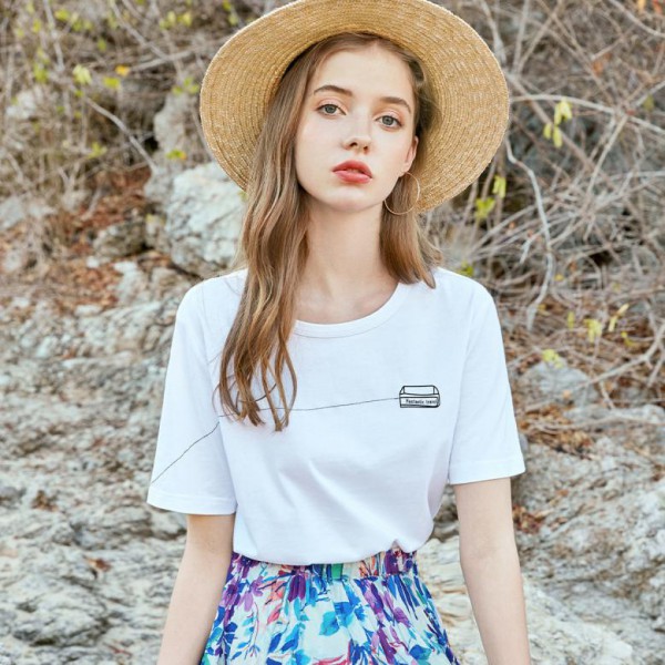 戈蔓婷品牌女装强大的竞争力保证 创业开店“钱”景广阔!