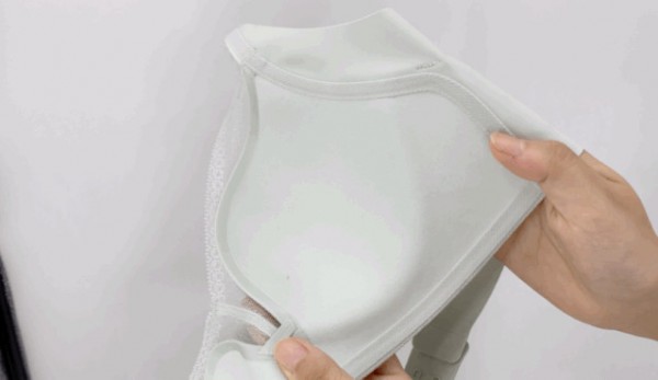 夏天穿怎么的内衣凉快又有型 爱慕新款给你凉爽体验