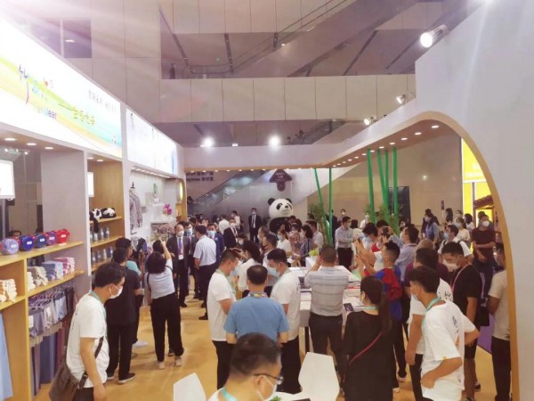 深圳天竹亮相2020大湾区国际纺织服装服饰博览会