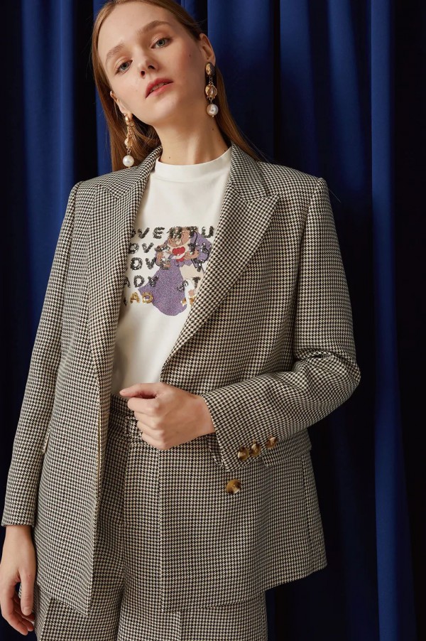 迪赛尼斯迪士尼合作系列 寻找永不凋零的真爱玫瑰