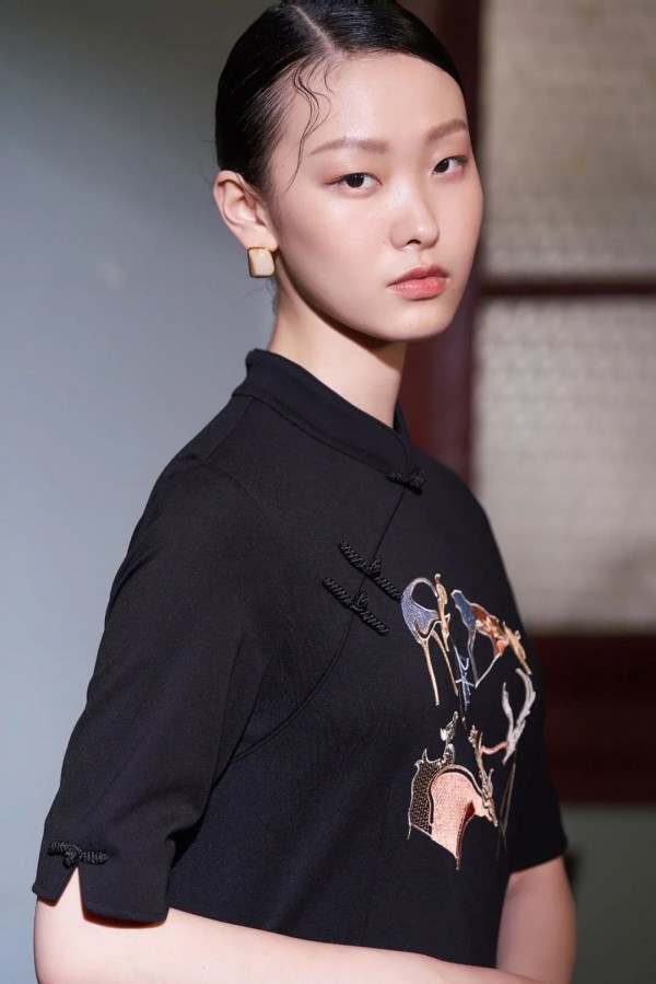 迪凯艺术女装2020 AUTUMN  秋的记忆