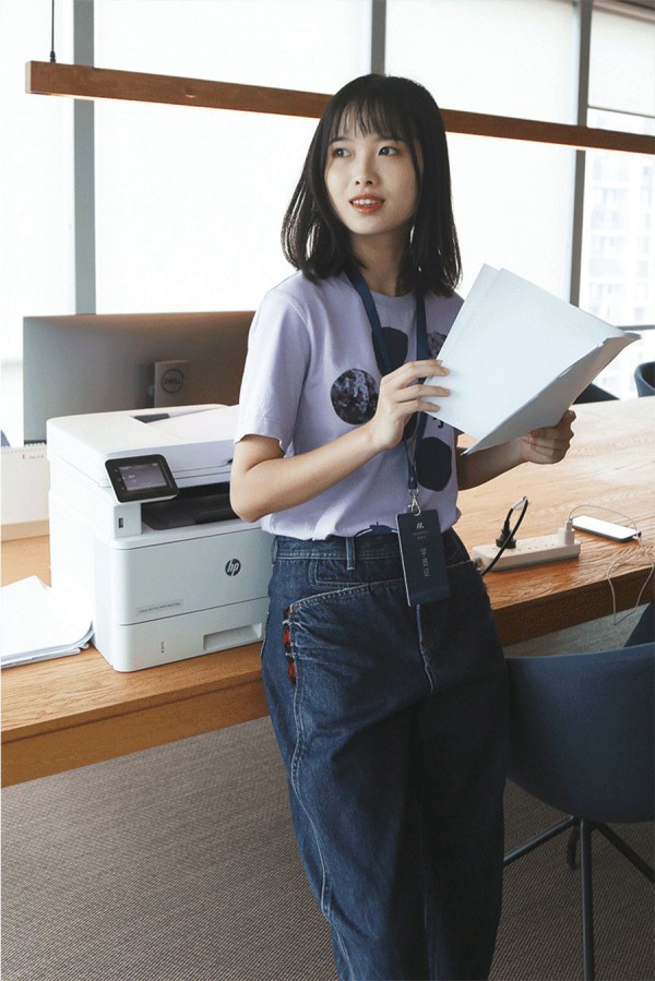 第一天入职穿什么衣服 飞鸟和新酒入职季打榜指南