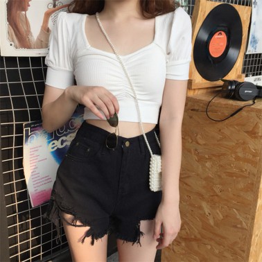 打造出街时尚单品 唐盒女装专为彰显年轻女性青春活力而设计