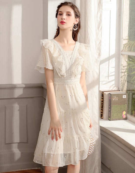 秉承匠心态度设计质量精品 法思莉女装让你气场全开