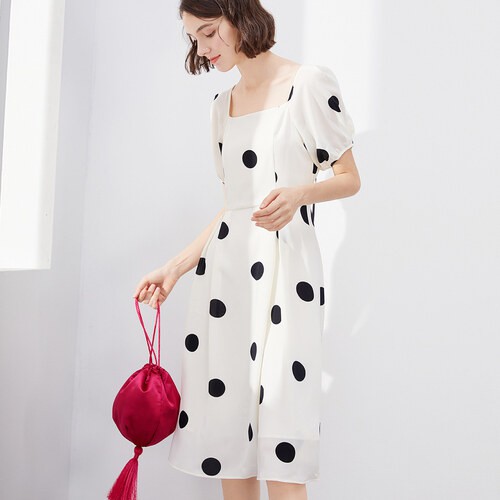 戈蔓婷品牌女装衣橱收纳全攻略 让你拥有精致生活