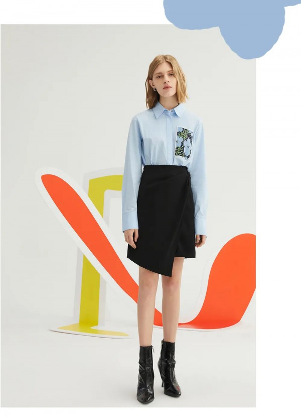 衬衫配半身裙好看吗 lily女装告诉您这对CP最靠谱