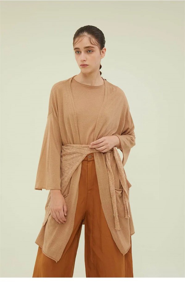 TH2011品牌女装新品上市 与纱共舞