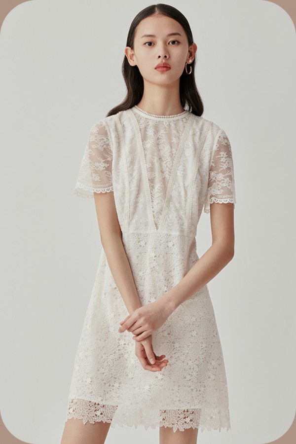 应届生入职需要注意什么 入职第一天女生穿什么