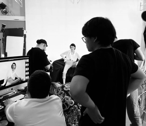 朗黛国际2020AW形象大片先导花絮释出