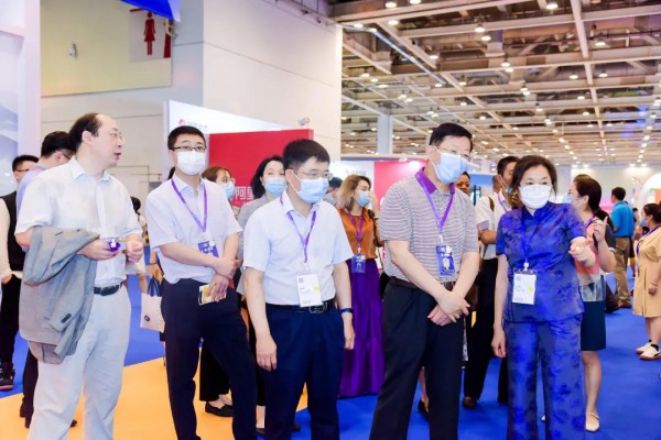 “丝绸苏州2020”展会盛大开幕!精彩活动一探究竟 “丝绸苏州2020”展会盛大开幕!精彩活动一探究竟