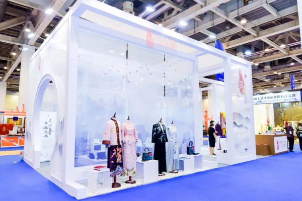 链接市场,链接未来!“丝绸苏州2020”展会圆满收官!