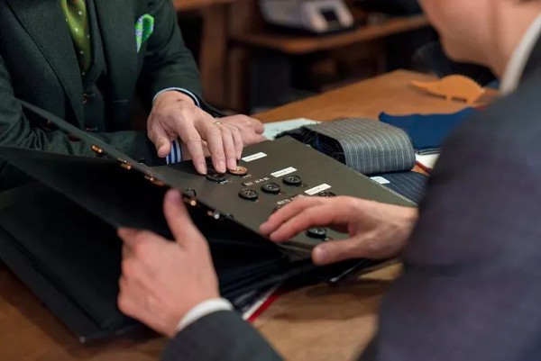 BADIMILAN巴蒂米澜 经典传承 ·定制人生