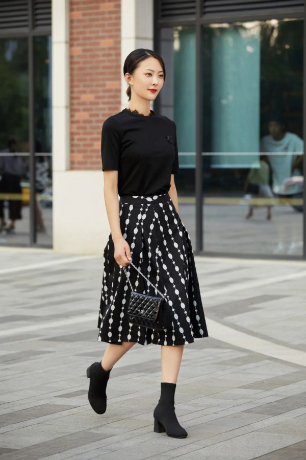 时髦女士秋季套装 GUUIZS贵姿释放早秋时髦穿搭