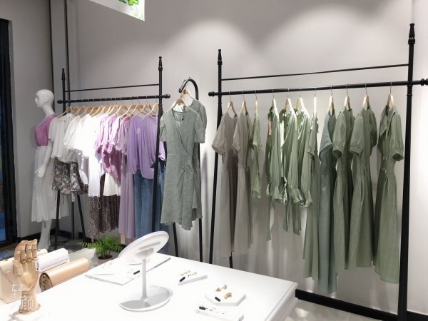 37°金牌代理商|相信一切都是最好的安排