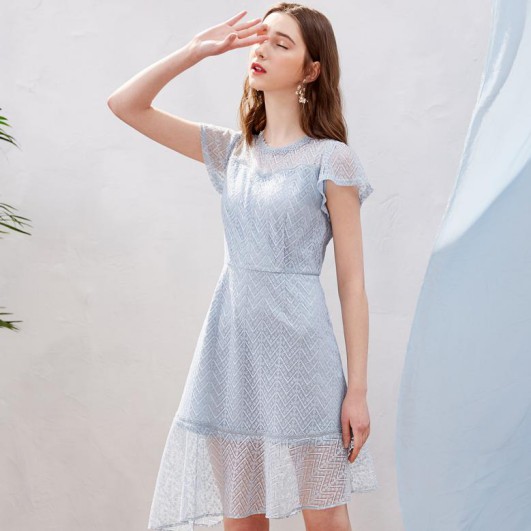 戈蔓婷女装加盟推最IN时尚潮品 树立女装行业典范!