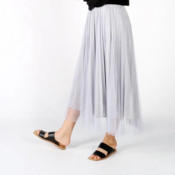 好看又文艺范的半身裙搭配 形上品牌女装来教您