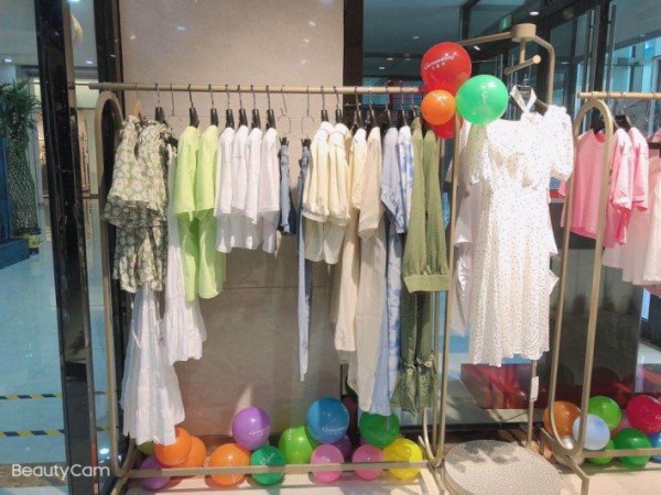 戈蔓婷品牌女装加盟怎么样? 戈蔓婷女装赢得客户认可!