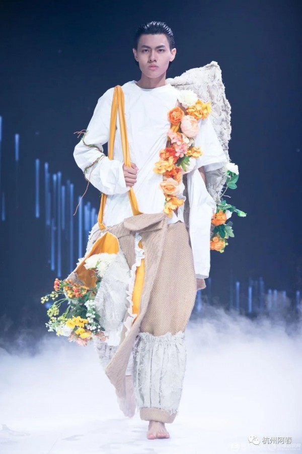 2020中国（河南）国际大学生云上时装周开show!