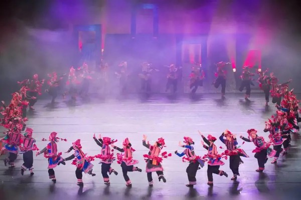 云南映象17周年丨 不忘初心 溯流而上